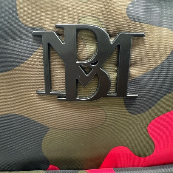 Badgley Mischka Camouflage laptop Backpack - Picture 7 of 8